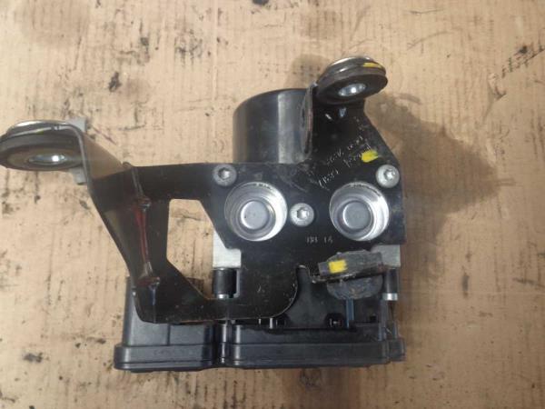 BLOC ABS VOLVO V60 2015 - Vue 1